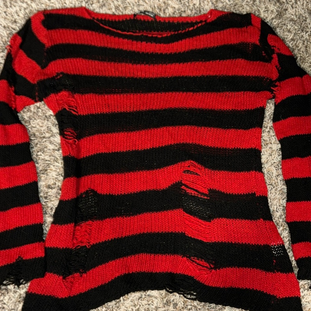 SHEIN Coolane Striped Pattern Ripped Sweater